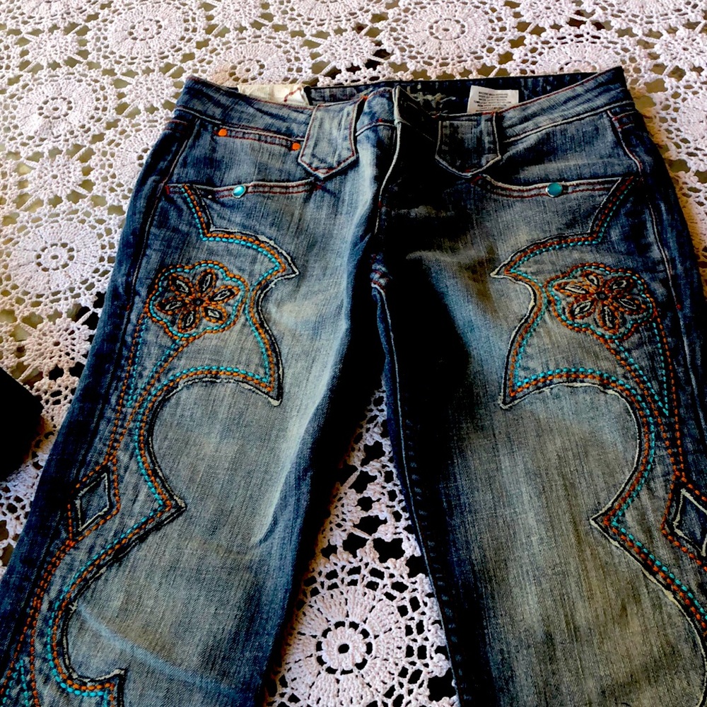 Ladies embroidered jeans (new)